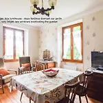 Feriehus La Maison De De Et Son Jardin *