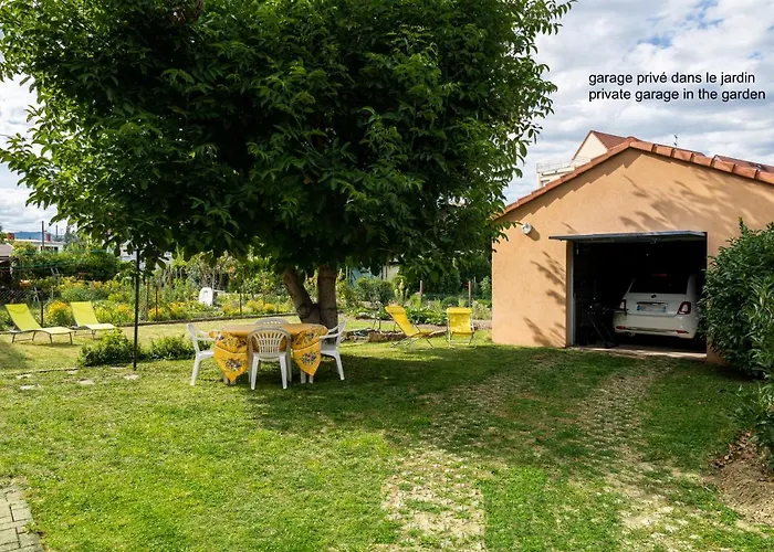 Ferienhaus La Maison De De Et Son Jardin