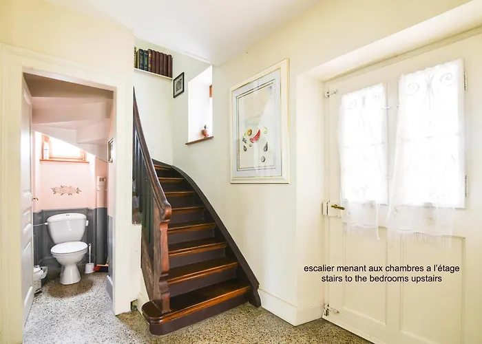 La Maison De De Et Son Jardin Colmar